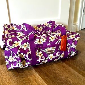 Large purple floral travel bag/duffle bag